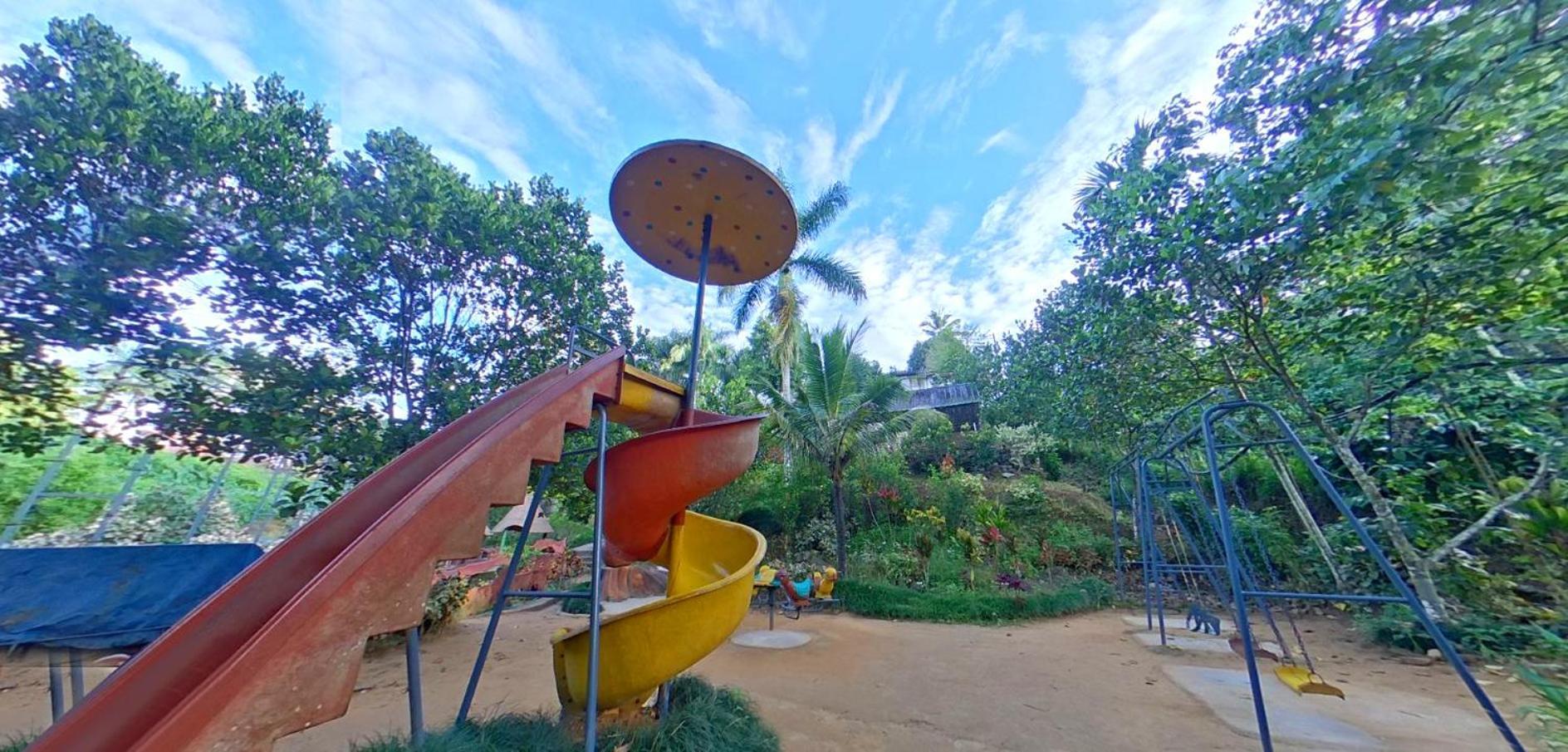 לינה וארוחת בוקר קאלפטה Wayanad Royal Stream מראה חיצוני תמונה